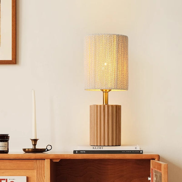 Schlafzimmer-Tischlampe aus Massivholz im japanischen Stil