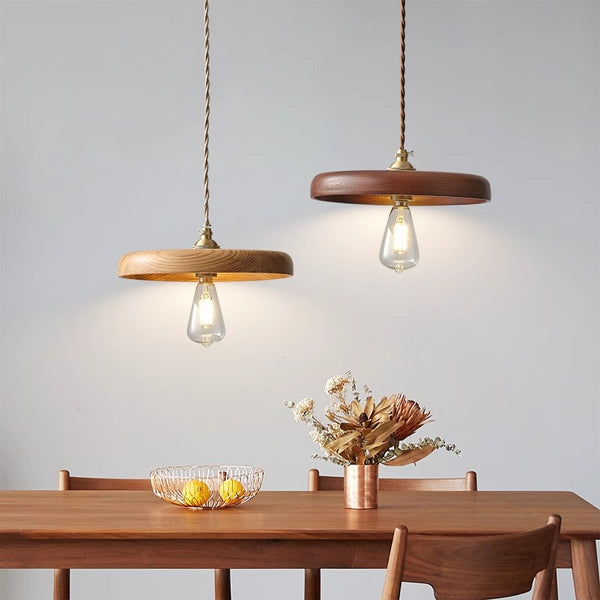 Lustre de salle à manger en bois massif de style médiéval