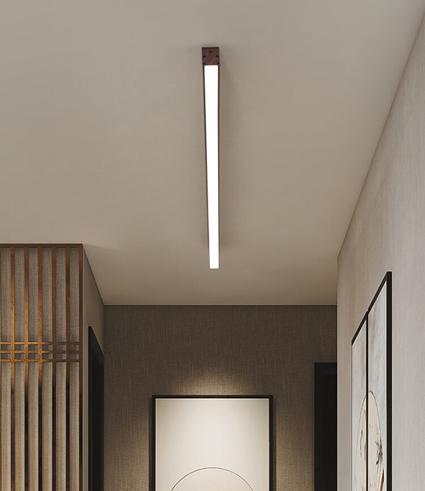 Lange Deckenlampe im japanischen Stil