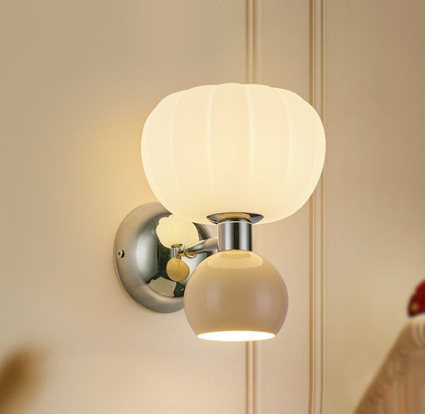 Creative pumpkin shape wall lamp