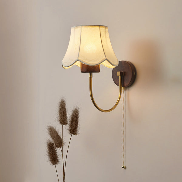 Vintage solid wood bedroom wall lamp