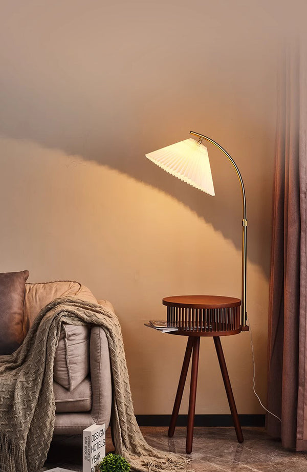 Retro Massivholz Stehlampe
