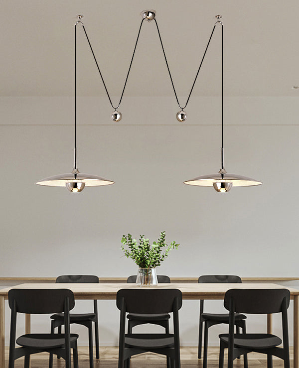 Kreativer UFO-Kronleuchter