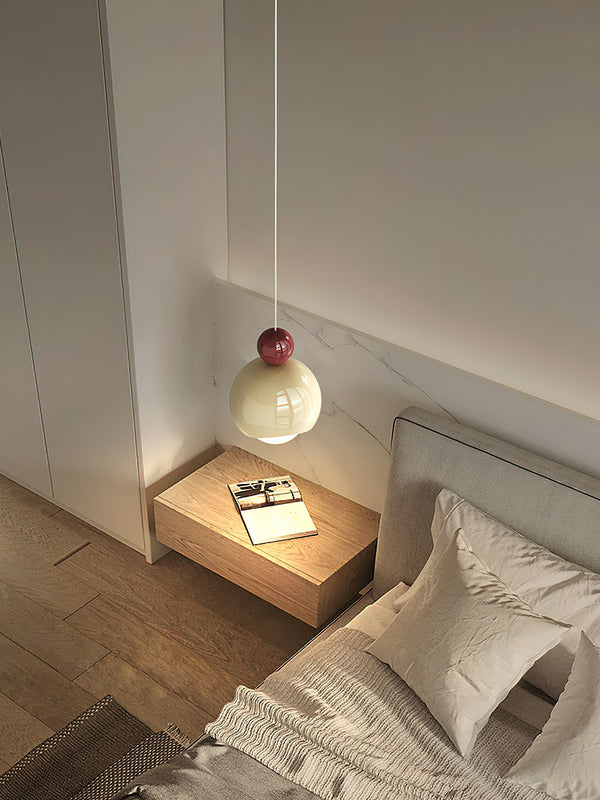 Französischer cremefarbener Schlafzimmer-Kronleuchter