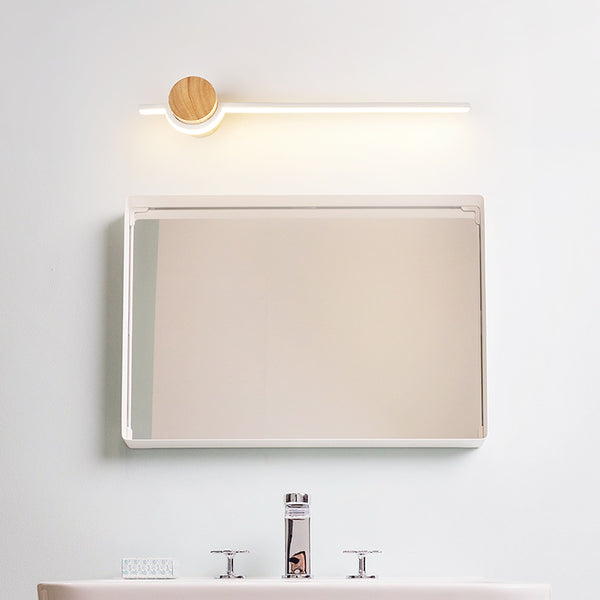 Minimalistische LED-Wandleuchte aus Massivholzstreifen