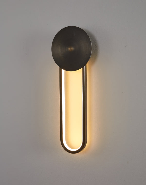 Minimalist creative LED wall lamp