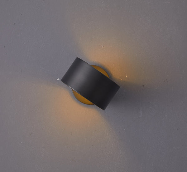 Postmodern all-copper wall lamp