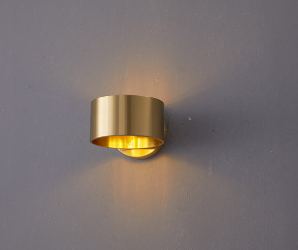 Postmodern all-copper wall lamp