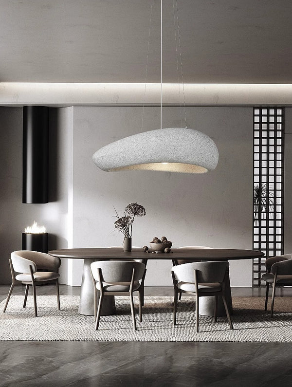 Kreativer Kronleuchter im Wabi-Sabi-Stil