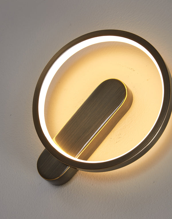 All copper minimalist round wall lamp