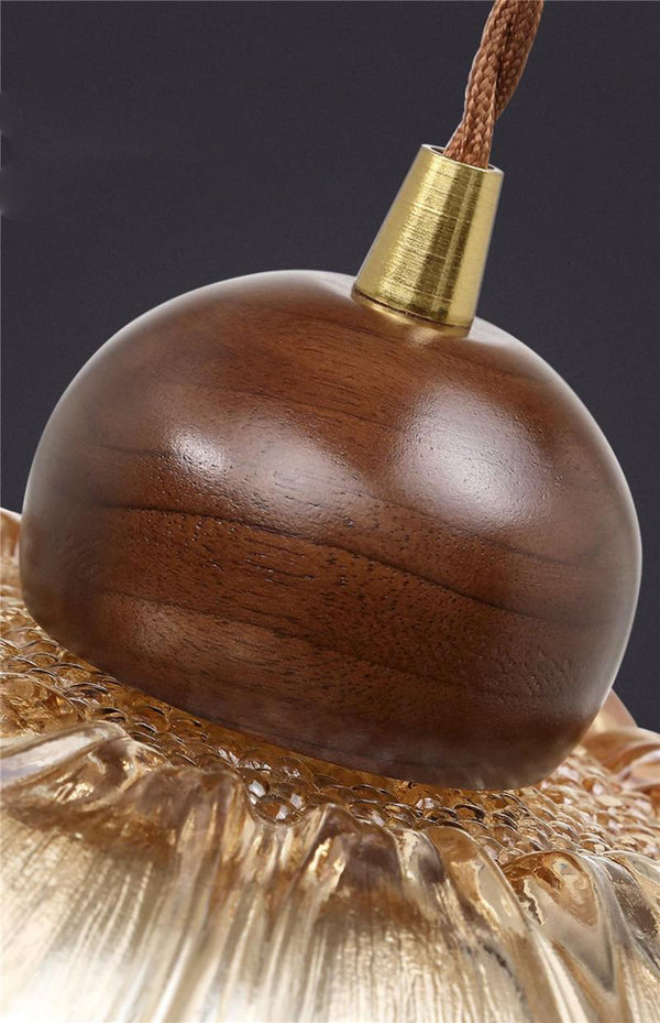 Lustre médiéval en verre de noyer