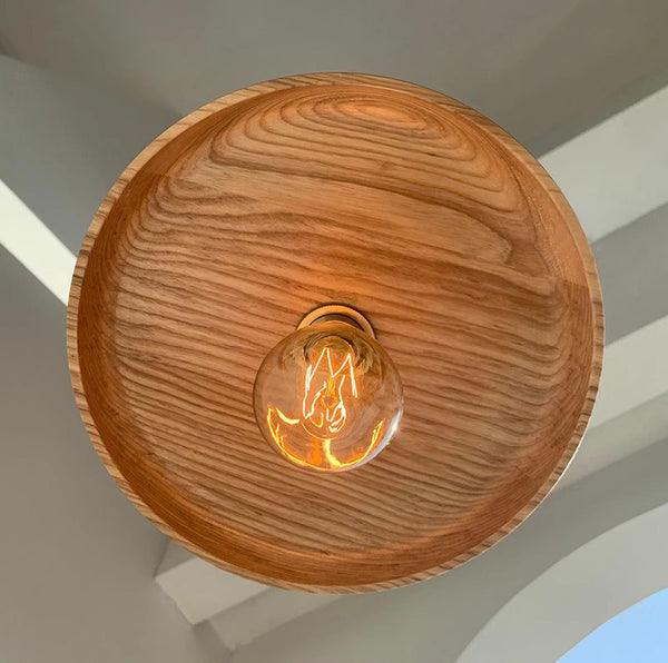 Lustre de salle à manger en bois massif de style médiéval