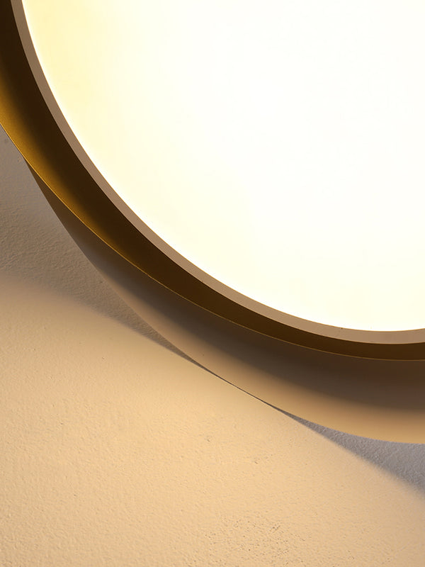 Creative round ceiling lamp