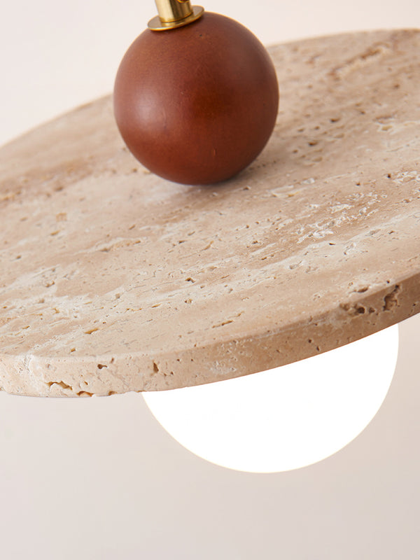 Lustre en travertin jaune français de style Wabi-sabi