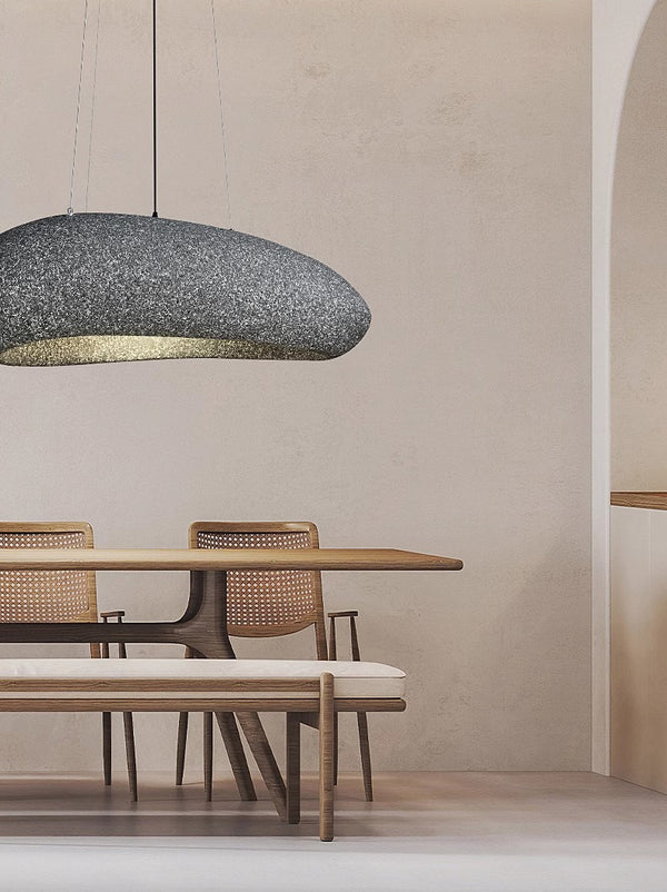 Kreativer Kronleuchter im Wabi-Sabi-Stil