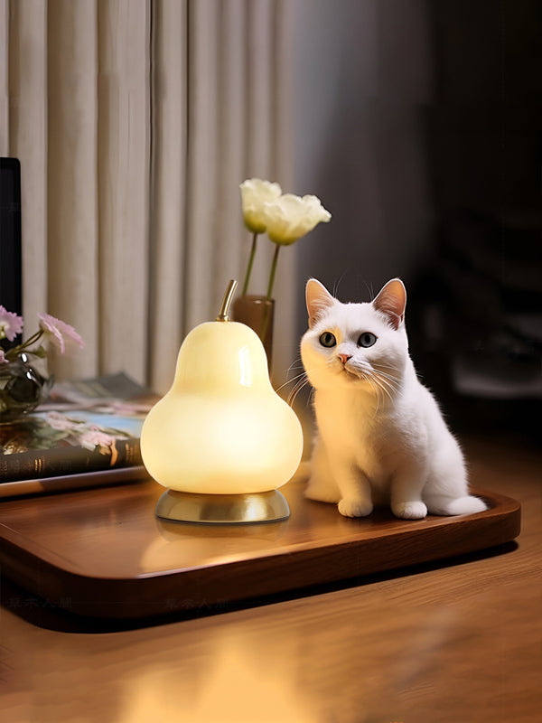 Cremefarbene Birnen-Tischlampe