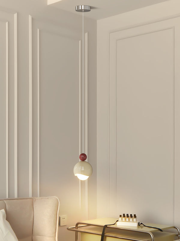 Französischer cremefarbener Schlafzimmer-Kronleuchter
