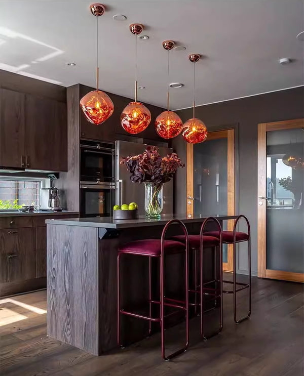 Kronleuchter aus vulkanischer Lava