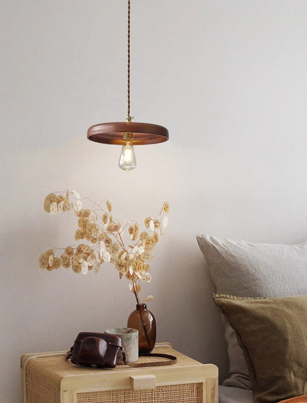 Lustre de salle à manger en bois massif de style médiéval