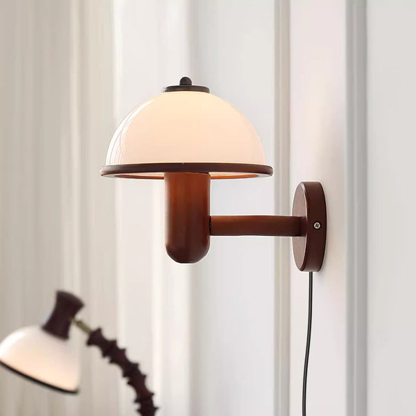Wandlampe Pilz aus Massivholz