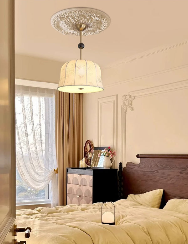 Lustre médiéval en bois massif de style crème