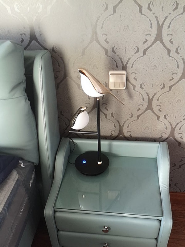 Lampe de table de chambre à coucher créative en forme d'oiseau nordique