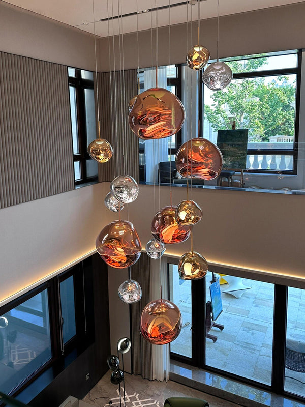 Kronleuchter aus vulkanischer Lava