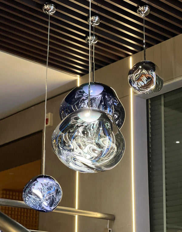 Kronleuchter aus vulkanischer Lava