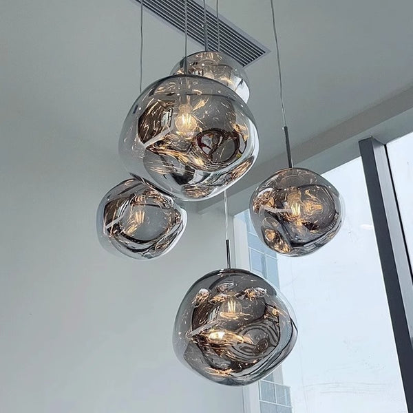 Kronleuchter aus vulkanischer Lava