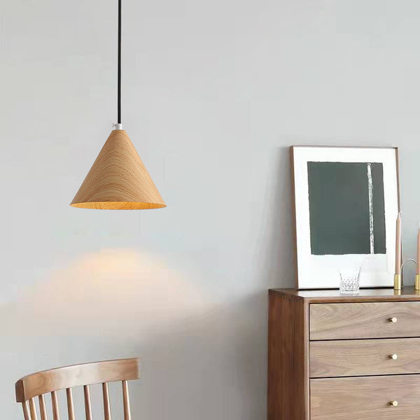 Lustre simple en grain de bois