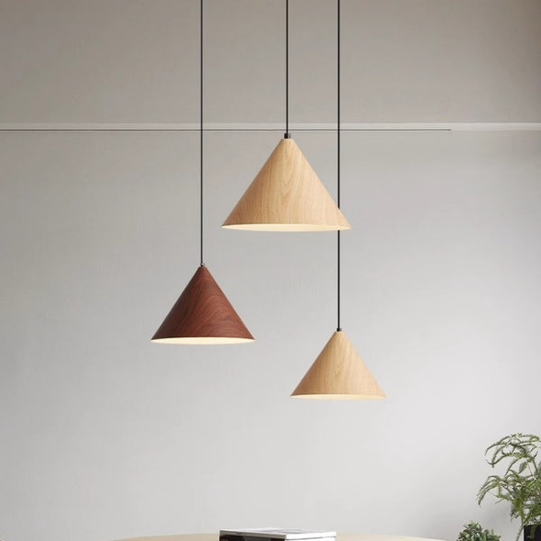 Lustre simple en grain de bois