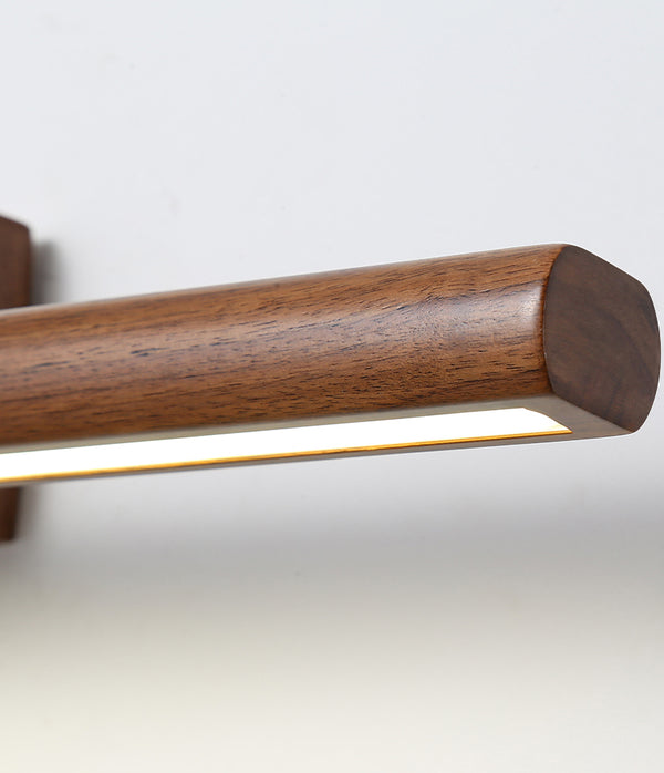 Wandlampe aus massivem Holz mit langem Spiegel