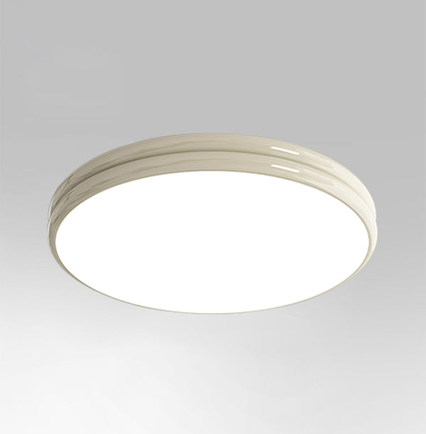 Simple cream style ceiling lamp