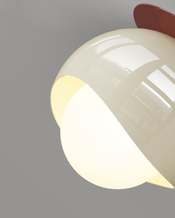 Deckenlampe im französischen Cremestil für den Flur