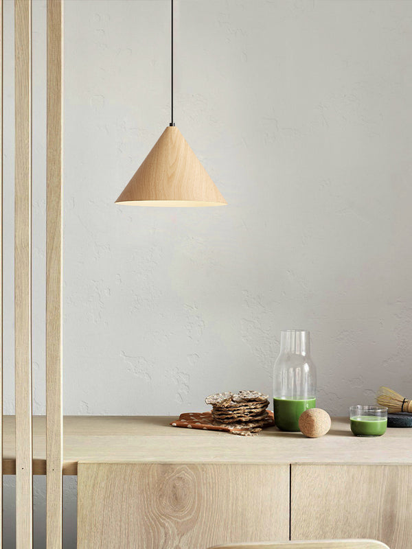 Lustre simple en grain de bois