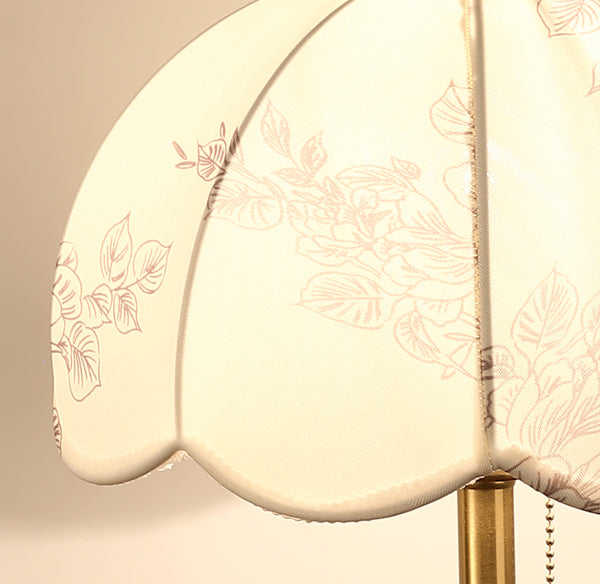 Chinese retro solid wood table lamp