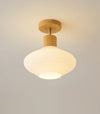 Deckenlampe aus Massivholz im cremefarbenen Stil