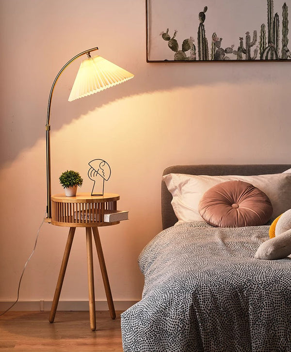 Retro Massivholz Stehlampe