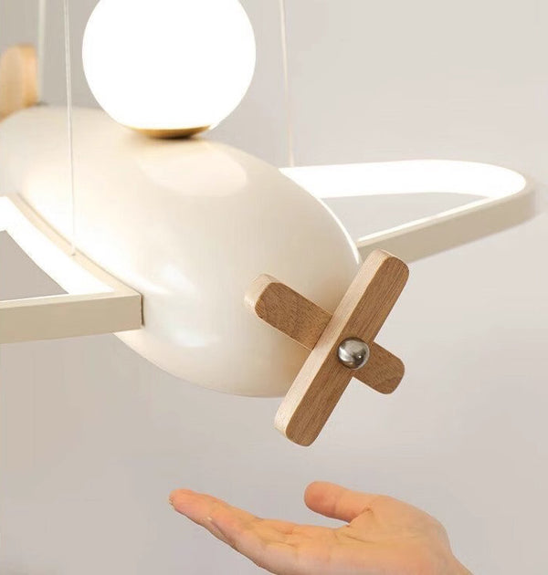 Lustre avion de style crème pour chambre d'enfant