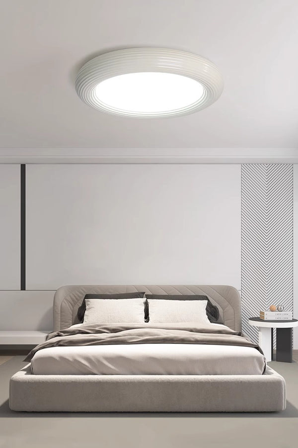 Plafonnier de chambre en résine de style crème