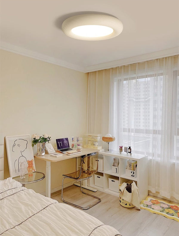 Plafonnier de chambre en résine de style crème
