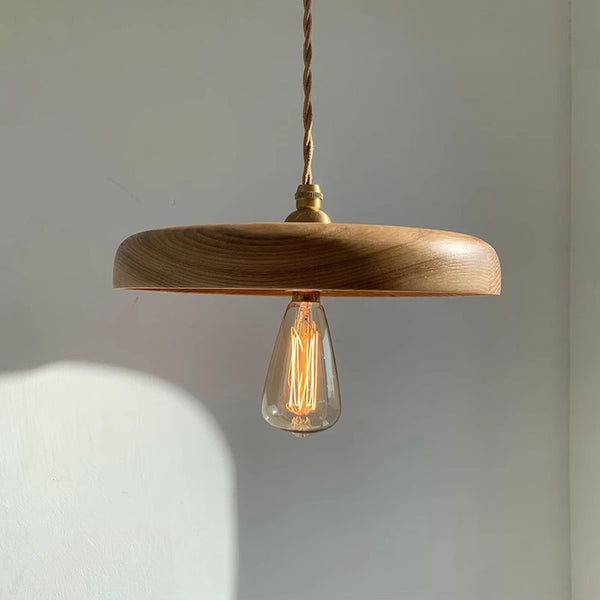 Lustre de salle à manger en bois massif de style médiéval