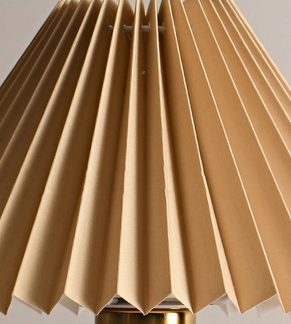 Plissierte Nachttischlampe im japanischen Stil