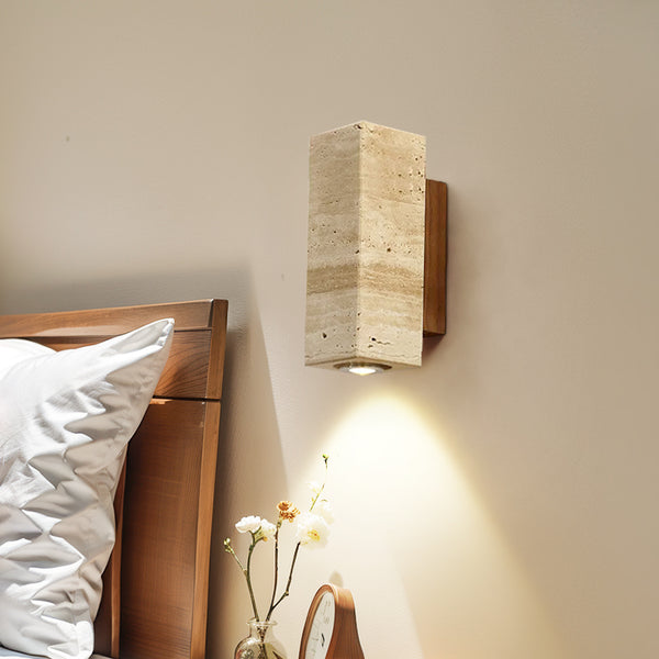 Gelbe Nachttisch-Wandlampe aus Travertin