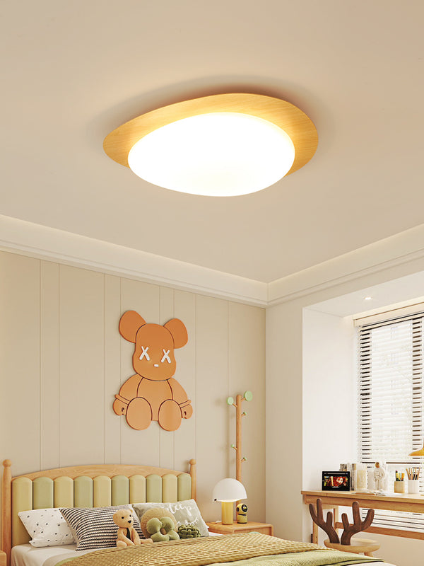 Creative pebble ceiling lamp