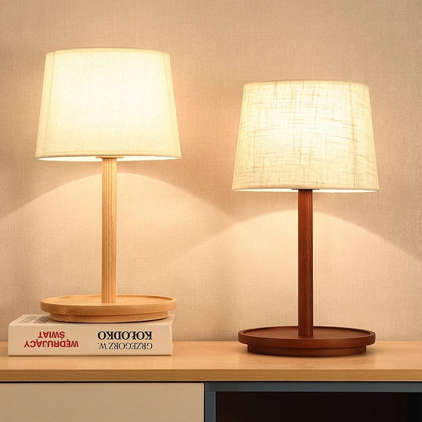 Nachttischlampe aus Massivholz im japanischen Stil