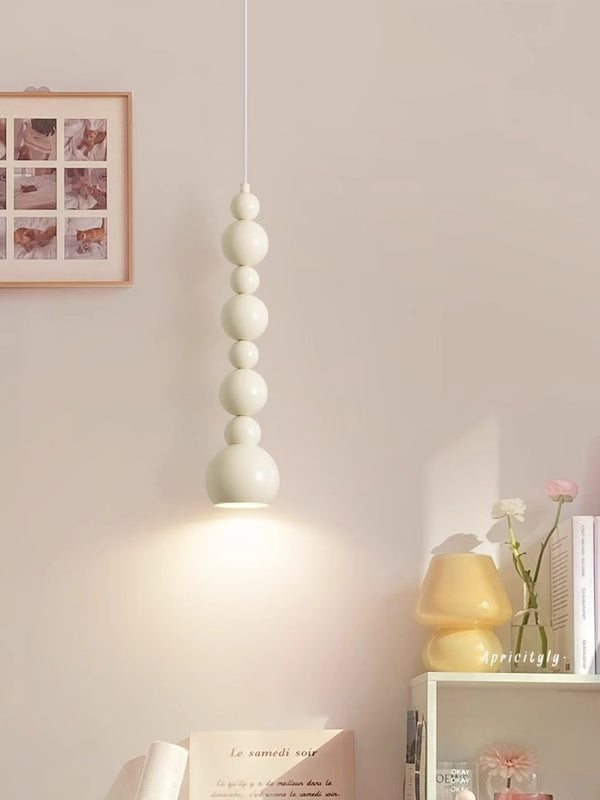 Kreativer Kronleuchter im cremefarbenen Stil mit Kürbislampe