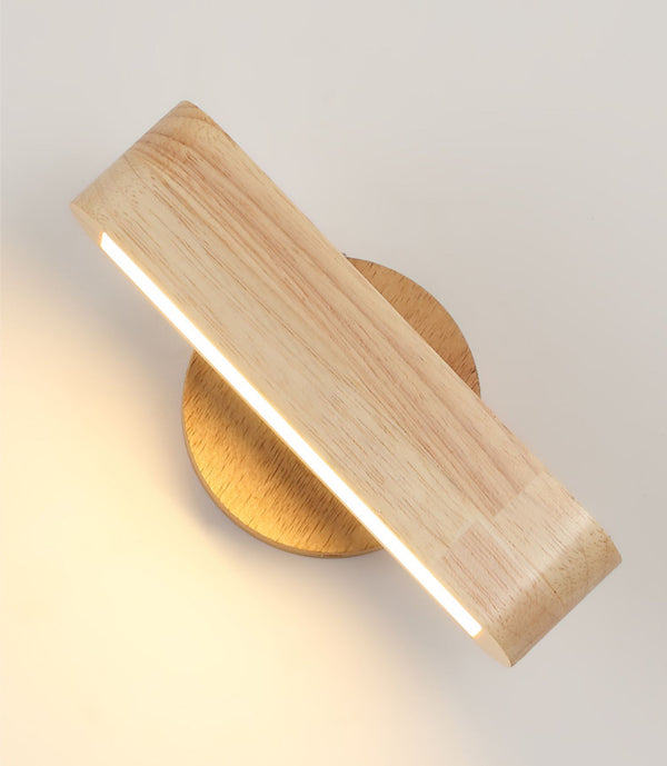LED-Wandleuchte aus Massivholz