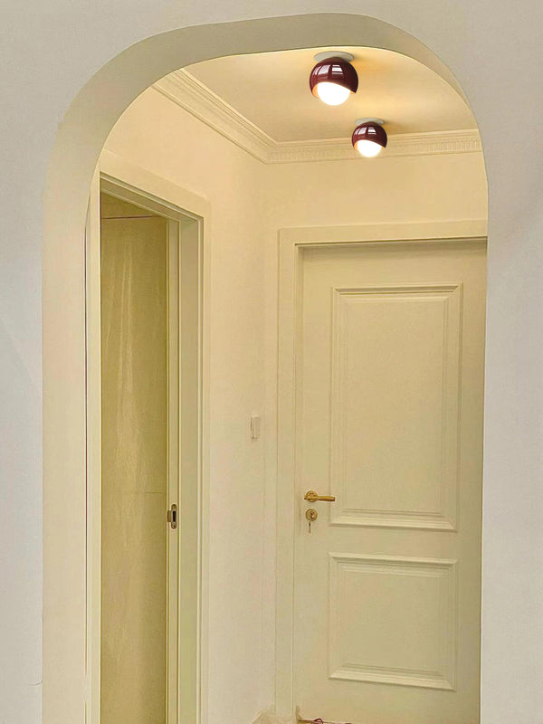 Deckenlampe im französischen Cremestil für den Flur