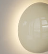 Cremefarbene Wandlampe fürs Schlafzimmer